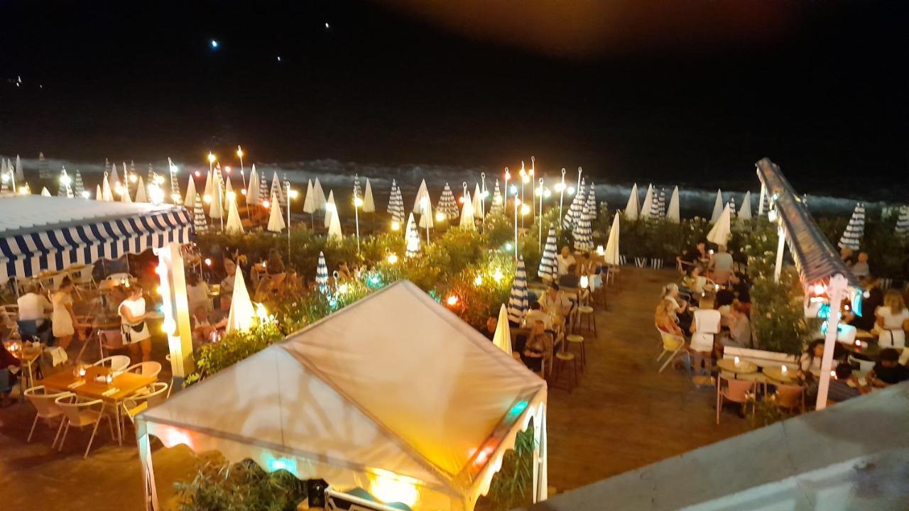 Nice Beau 2 Pieces Atypique-Original 200 M Mer, Promenade Des Anglais, Negresco 외부 사진